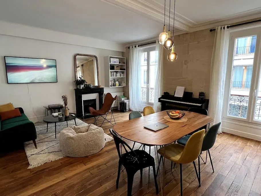 Design Flat For 4 People Paris 18 Close To Montmartre アパート