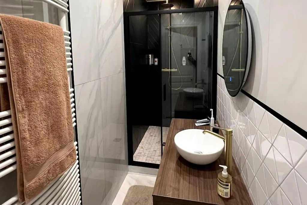 Design Flat For 4 People Paris 18 Close To Montmartre Apartment